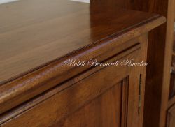 Credenza in legno massiccio con 3 ante stile classico